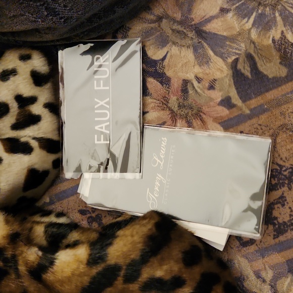 Terry Lewis Classic Luxuries S faux leopard jacket (NEW, never worn!) - Picture 4 of 4